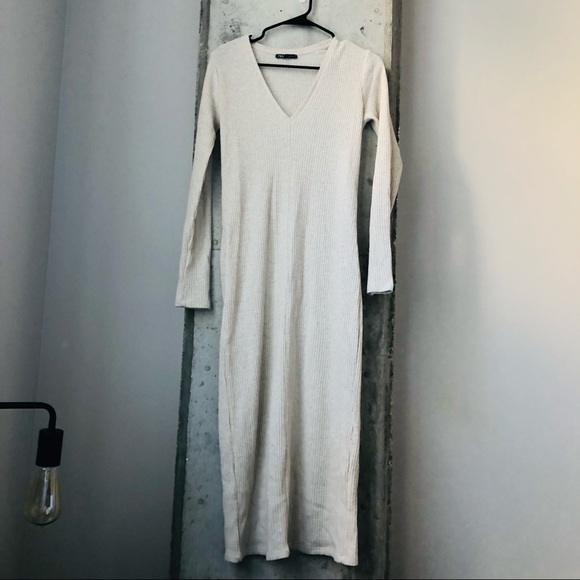 Zara Dresses & Skirts - Zara Oatmeal Vneck Midi Sweater Dress